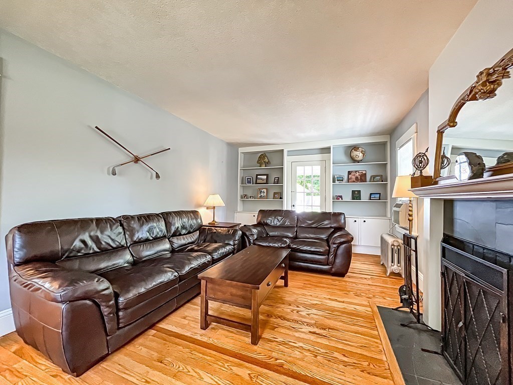 73 Allen Road Longmeadow, MA 01106 - Photo 15 of 41 Gallery Image 15