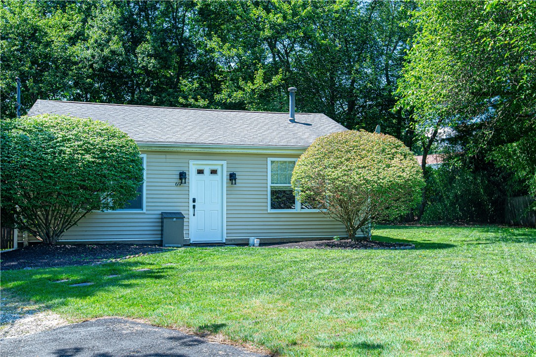 69 Junction Street Warwick, RI 02889 - Photo 3 of 24