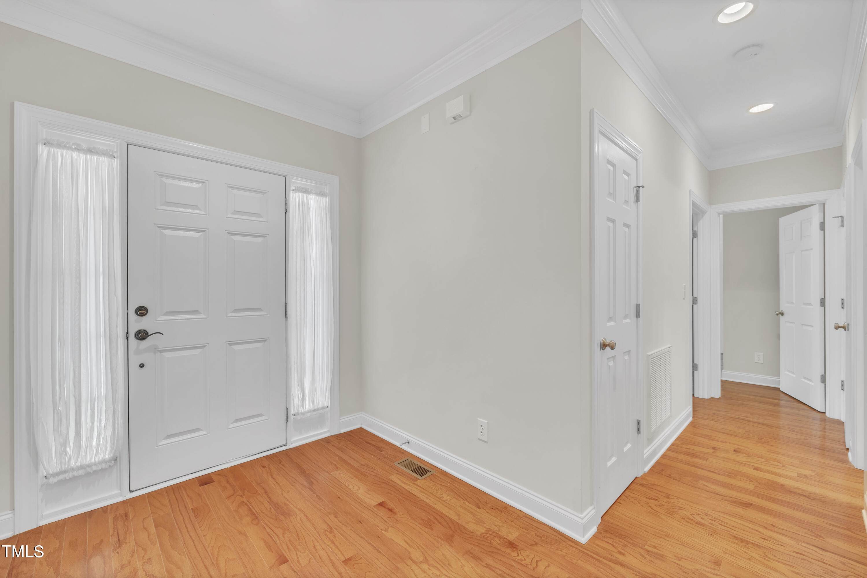 212 Lawrence Road Cary, NC 27511 - Photo 27 of 39 873A5286