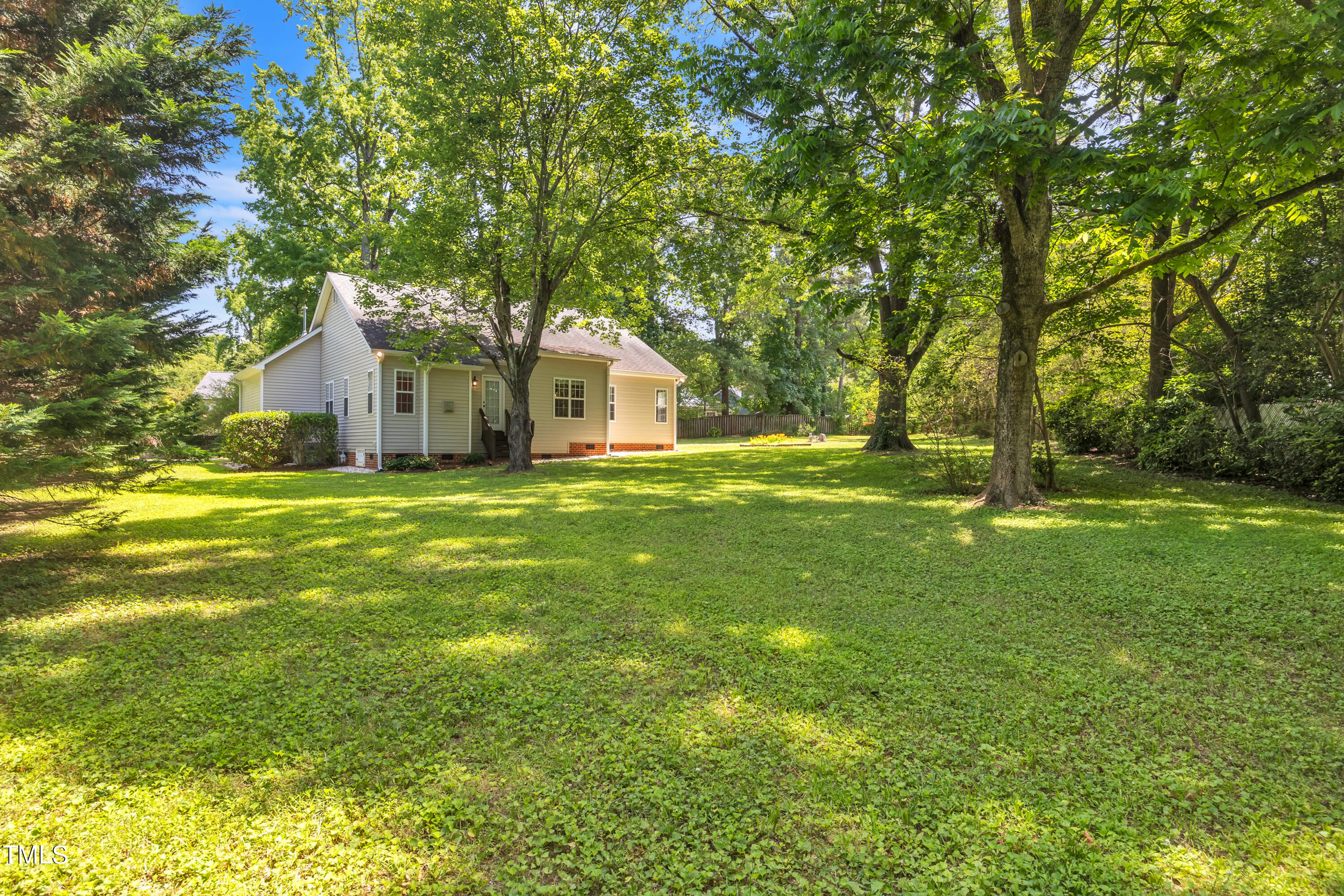 212 Lawrence Road Cary, NC 27511 - Photo 38 of 39 873A5479