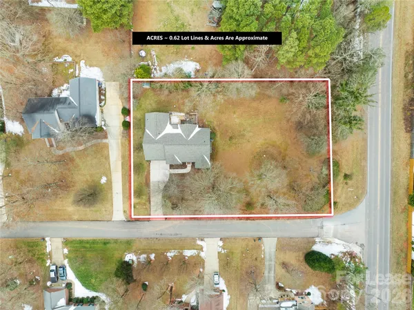 $2,350 | 108 Woodstork Cove Road, Mooresville, NC 28117