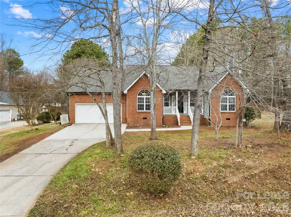 $2,350 | 108 Woodstork Cove Road, Mooresville, NC 28117
