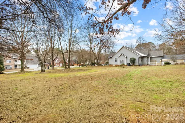 $2,350 | 108 Woodstork Cove Road, Mooresville, NC 28117