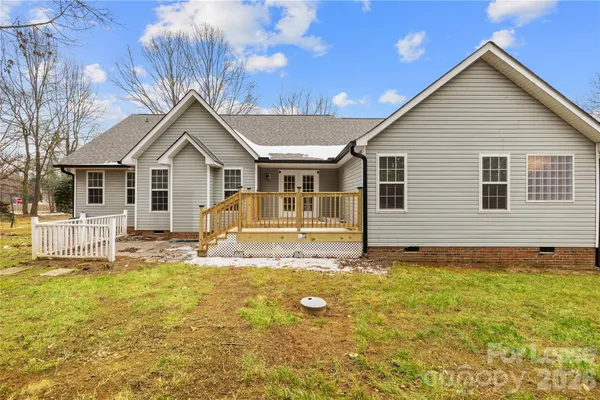 $2,350 | 108 Woodstork Cove Road, Mooresville, NC 28117