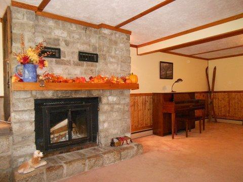 2241 Carmel Road North Newburgh, ME 04444 - Photo 26 of 35 Den/Family/Great Room.