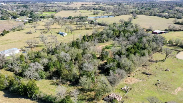 $269,000 | 1224 South State Street, Madisonville, TX 77864