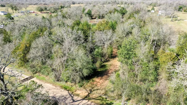 $269,000 | 1224 South State Street, Madisonville, TX 77864