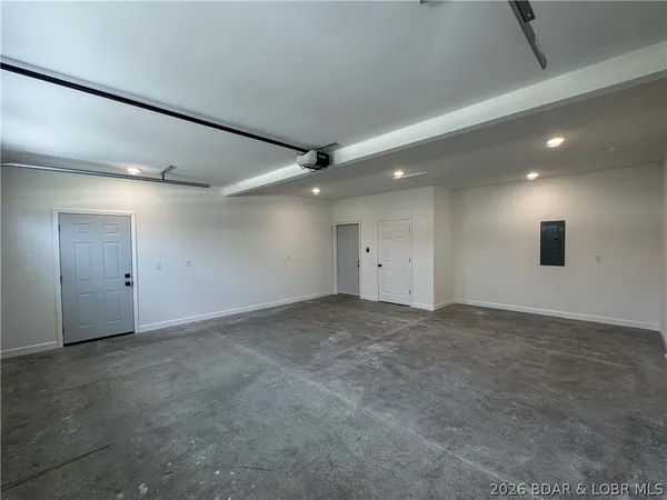 $299,900 | 135 McDonald Avenue, Versailles, MO 65084