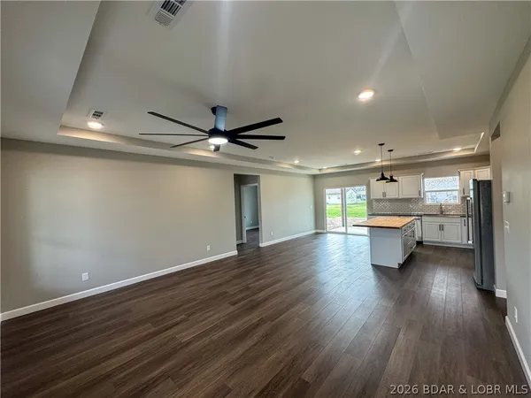 $299,900 | 135 McDonald Avenue, Versailles, MO 65084