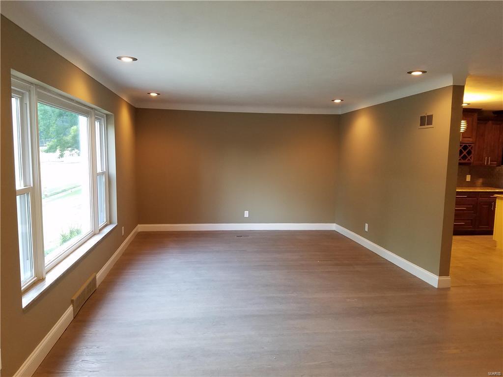 8025 Groby Road St. Louis, MO 63130 - Photo 4 of 33 Gallery Image 4