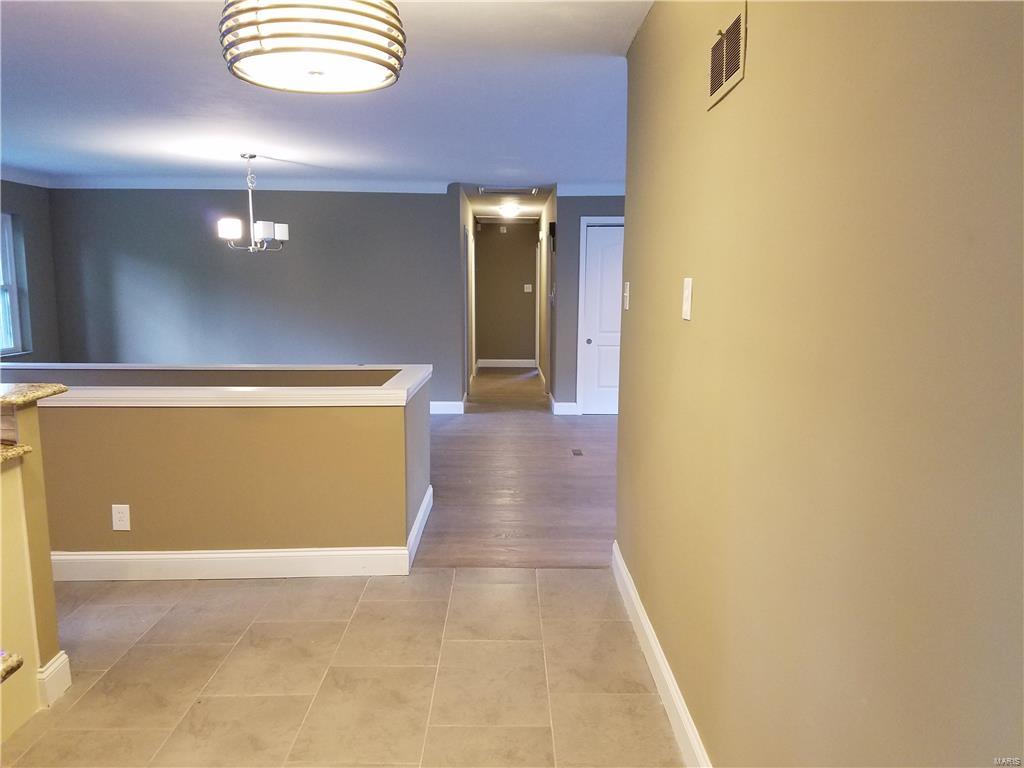 8025 Groby Road St. Louis, MO 63130 - Photo 10 of 33 Gallery Image 10