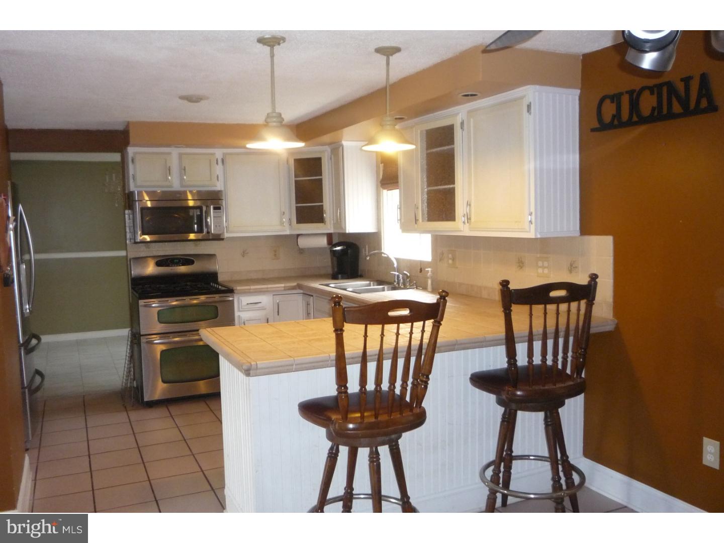 1257 Lower Ferry Road Ewing, NJ 08618 - Photo 4 of 22 Gallery Image 4