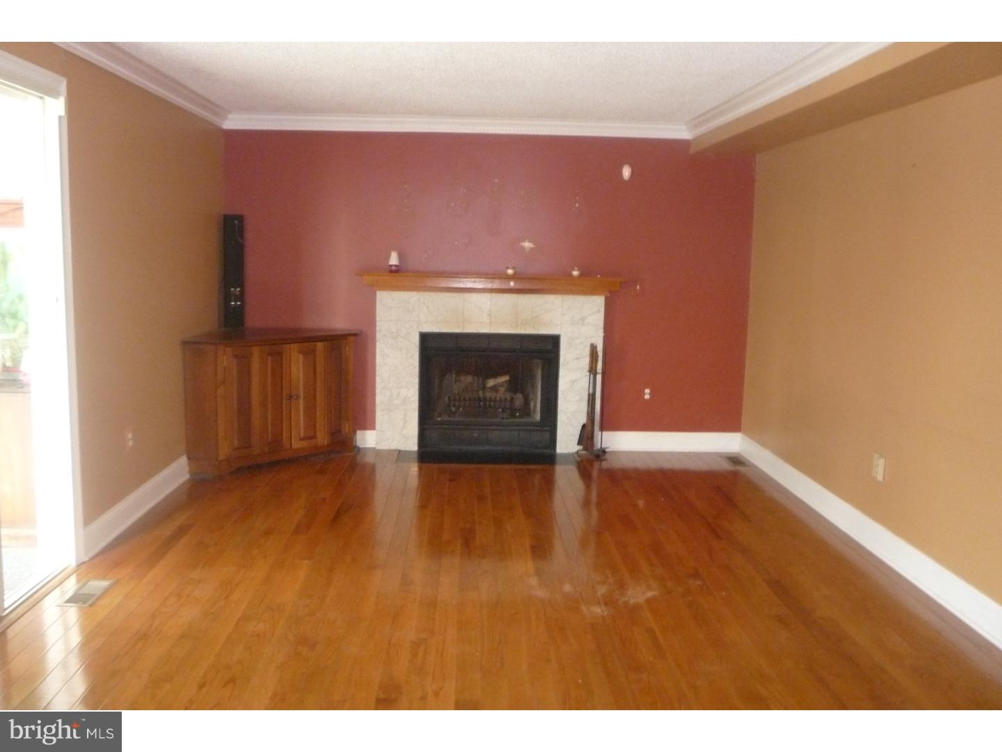 1257 Lower Ferry Road Ewing, NJ 08618 - Photo 6 of 22 Gallery Image 6