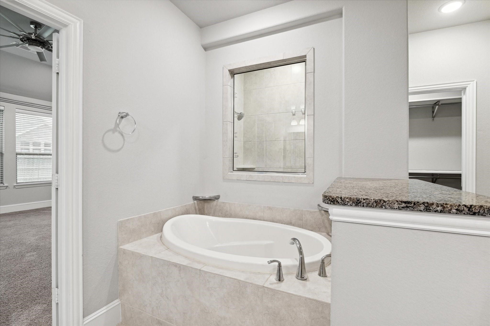 1010 Bat Hawk Court Conroe, TX 77385 - Photo 25 of 50