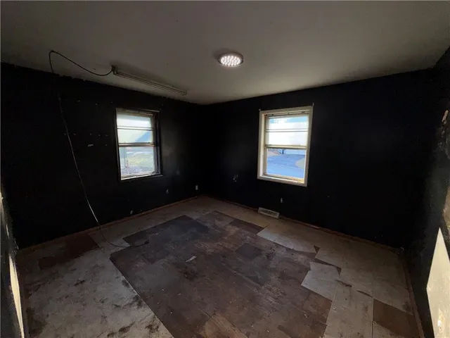 $209,900 | 1530 Northwest 67th Street, Kansas City, MO 64118