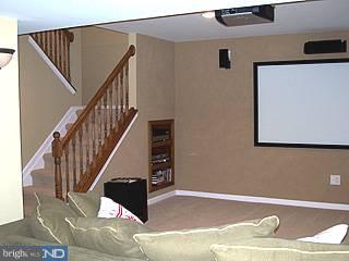 50 Threadleaf Terrace Burlington, NJ 08016 - Photo 5 of 6