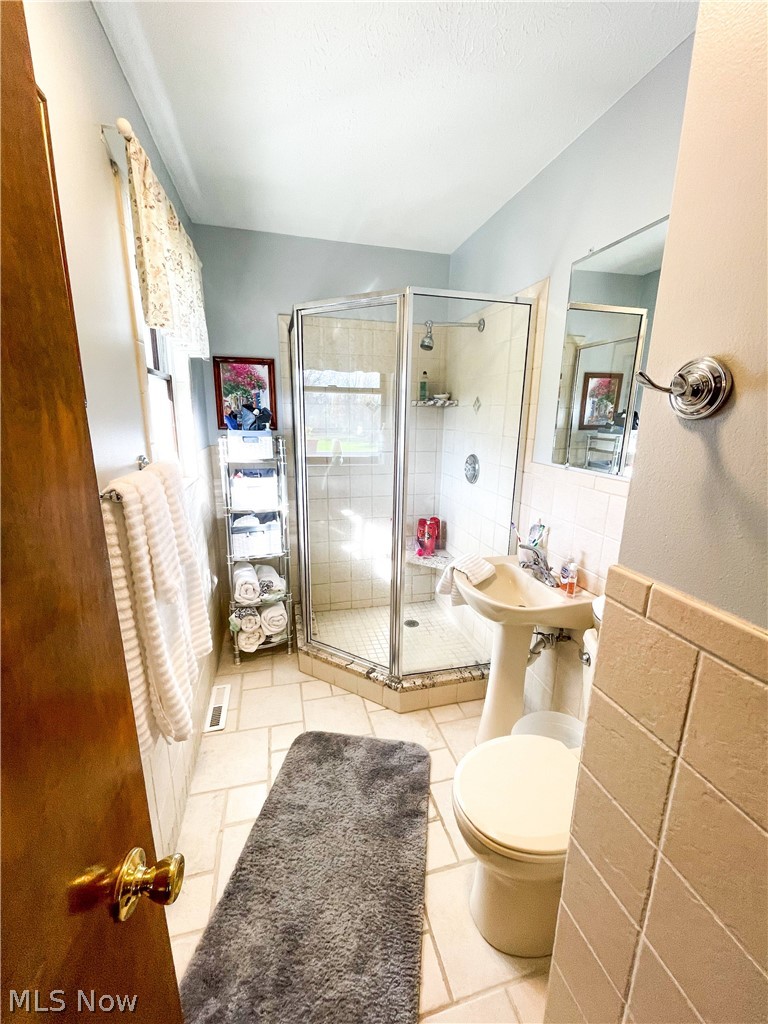 13853 Chardon-Windsor Road Chardon, OH 44024 - Photo 20 of 35 Gallery Image 20