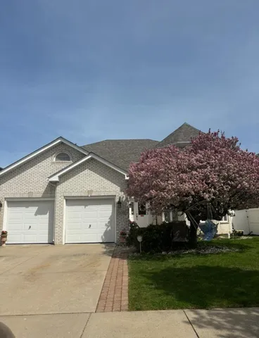 a front view of house with yard