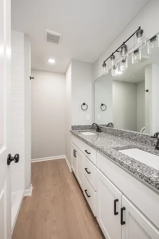 $329,950 | 1015 2nd Street, Perry, KS 66073