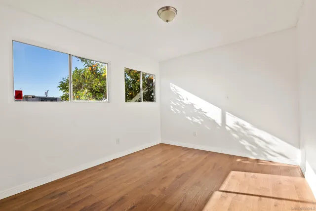 $1,950,000 | 4804 Lamont Street, San Diego, CA 92109