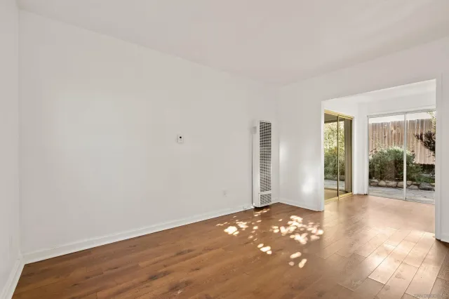 $1,950,000 | 4804 Lamont Street, San Diego, CA 92109