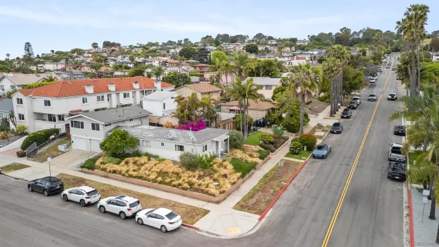 $1,950,000 | 4804 Lamont Street, San Diego, CA 92109