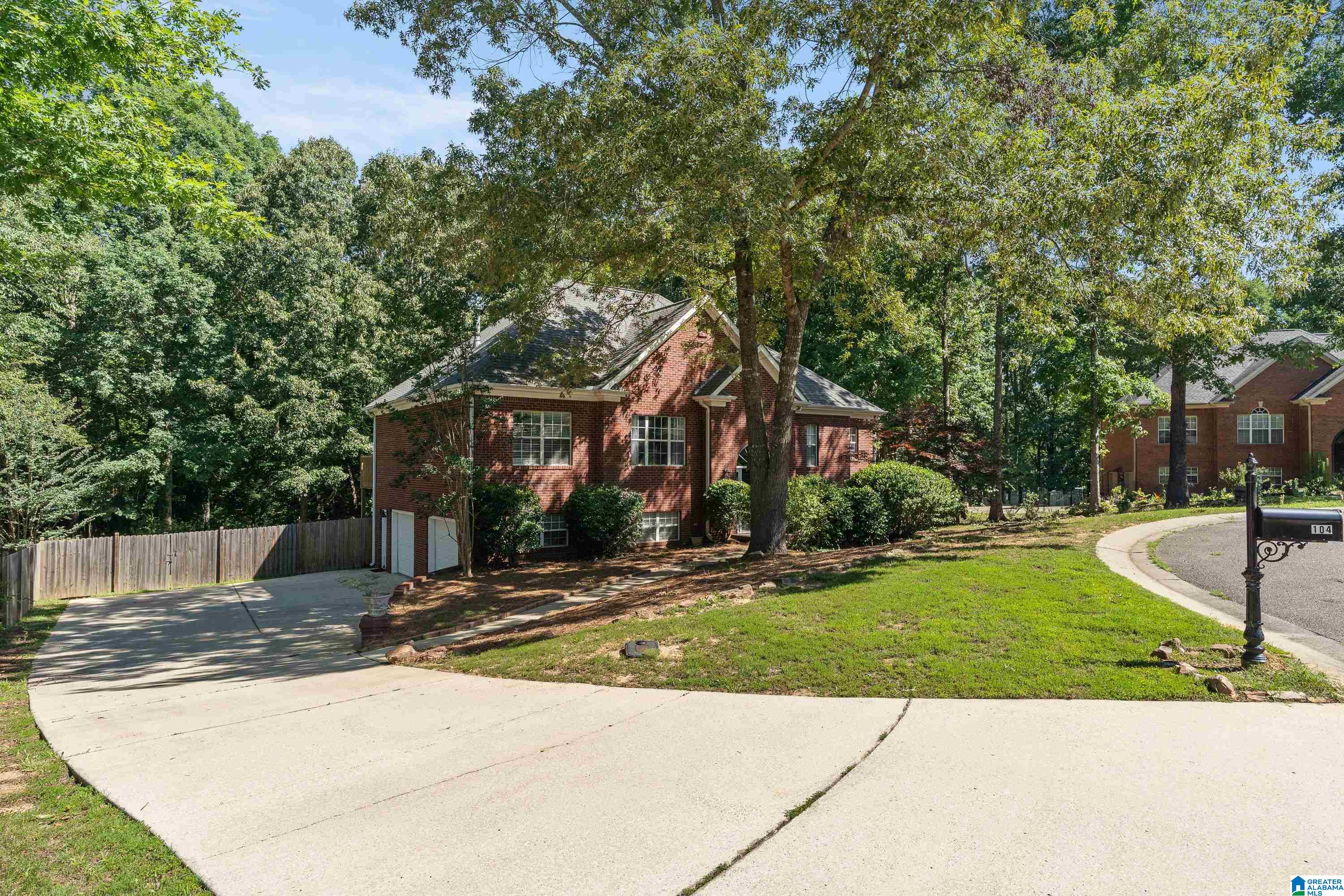 104 Magnolia Ridge Circle Chelsea, AL 35043 - Photo 3 of 48