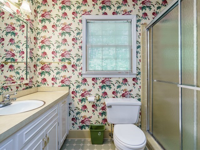 2313 Wheeler Road Raleigh, NC 27612 - Photo 19 of 25 Master Bath