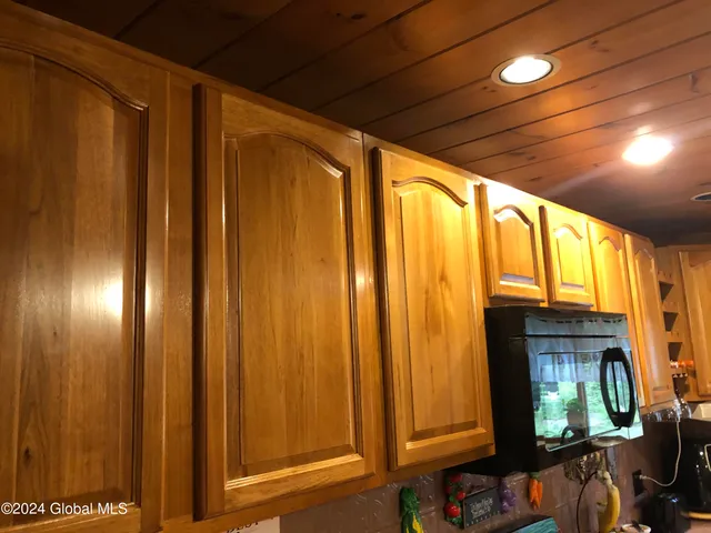 $419,900 | 2842 Plank Road, Moriah, NY 12956