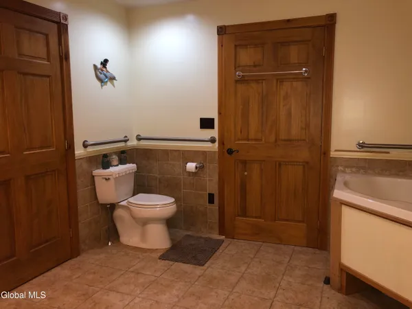 $419,900 | 2842 Plank Road, Moriah, NY 12956