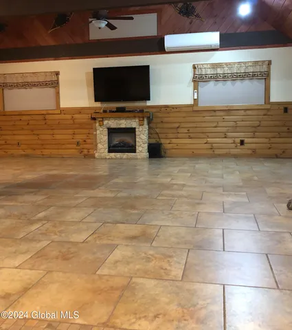 $410,000 | 2842 Plank Road, Moriah, NY 12956