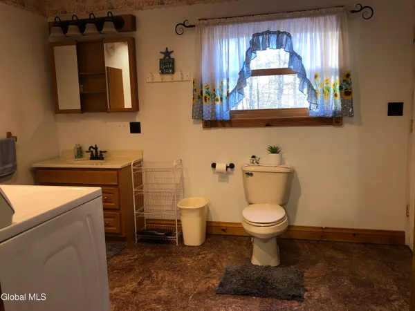 $419,900 | 2842 Plank Road, Moriah, NY 12956