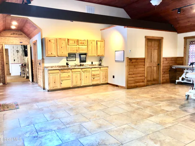 $419,900 | 2842 Plank Road, Moriah, NY 12956