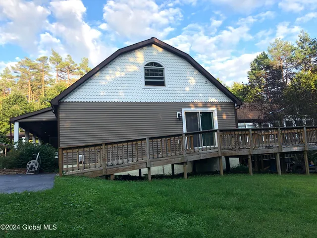 $410,000 | 2842 Plank Road, Moriah, NY 12956