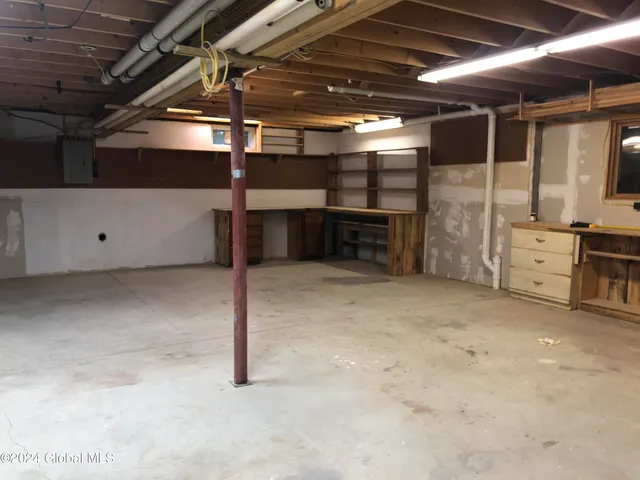 $419,900 | 2842 Plank Road, Moriah, NY 12956