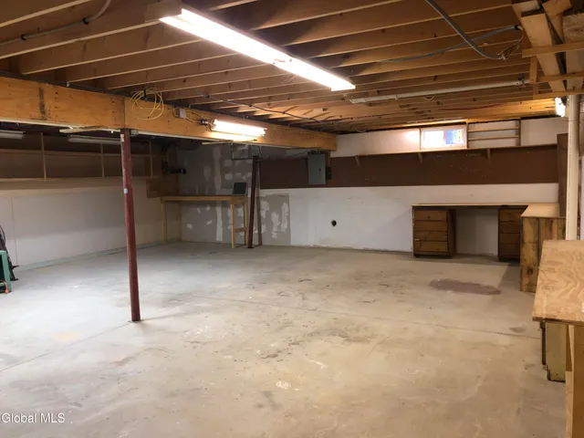 $419,900 | 2842 Plank Road, Moriah, NY 12956