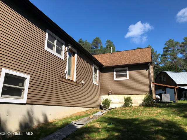 $410,000 | 2842 Plank Road, Moriah, NY 12956