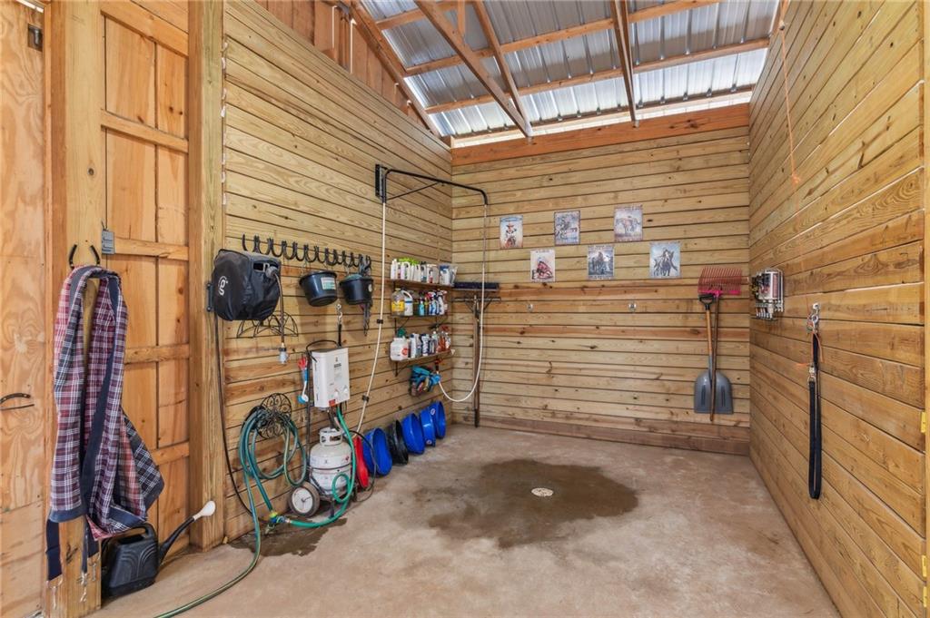 5388 Frazer Road Buford, GA 30518 - Photo 41 of 83 a view of garage