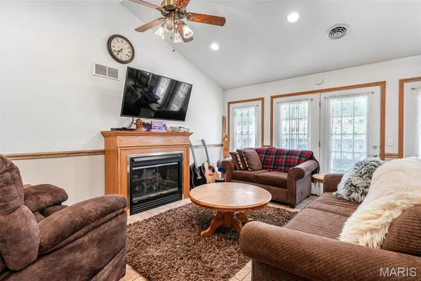 $450,000 | 10745 Ridgely Road, Potosi, MO 63664