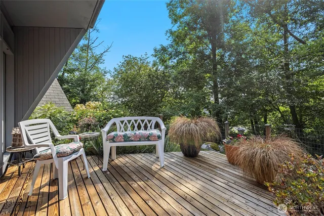 a view of a terrace with sitting area