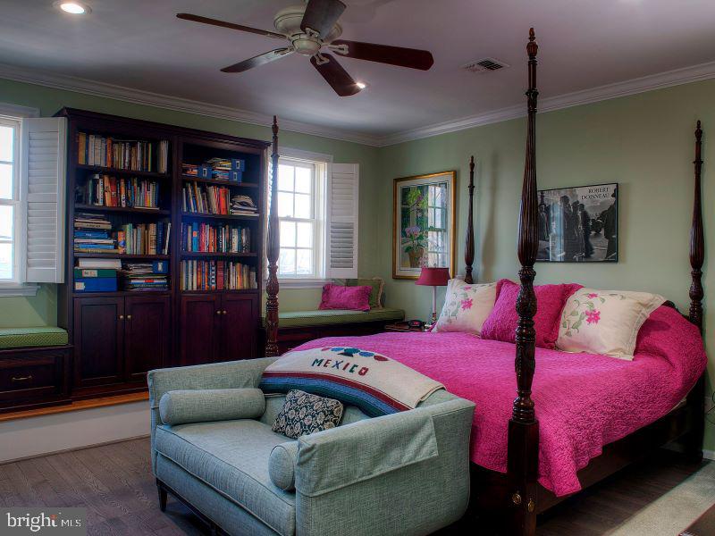 602 South Front Street Philadelphia, PA 19147 - Photo 10 of 18 Primary Bedroom