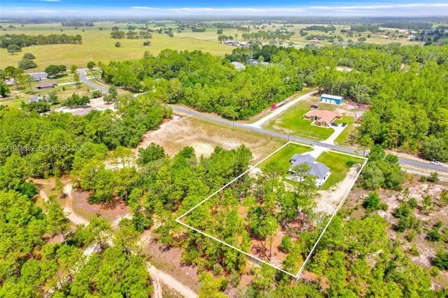 $470,000 | 13822 Southwest 61st Place Road, Ocala, FL 34481