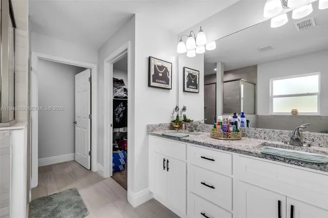 $470,000 | 13822 Southwest 61st Place Road, Ocala, FL 34481