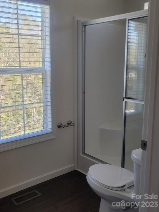 33 Hampton Heights Road Canton, NC 28716 - Photo 7 of 10 a bathroom with a toilet and a shower