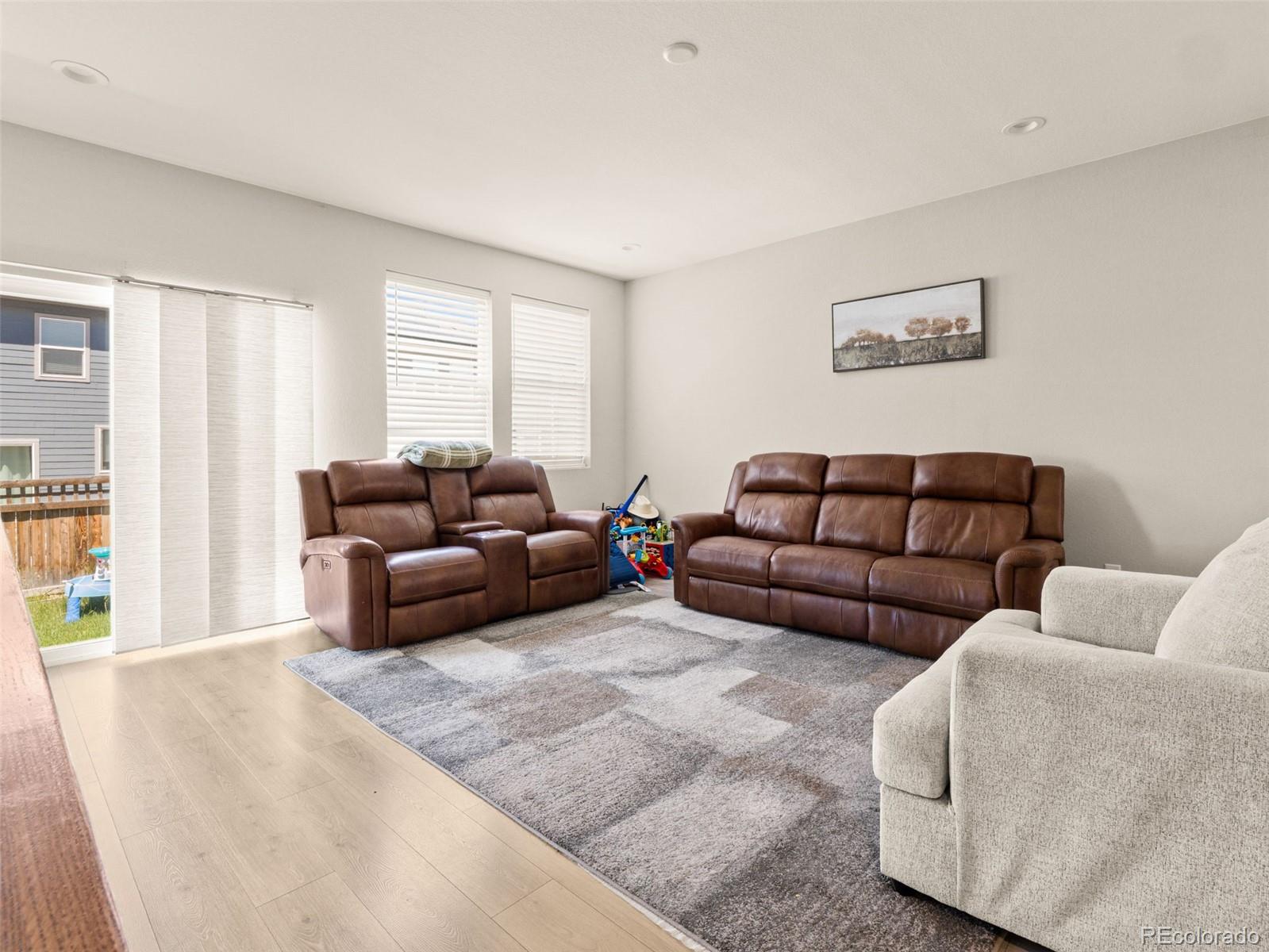 6513 North Ceylon Street Denver, CO 80249 - Photo 14 of 33