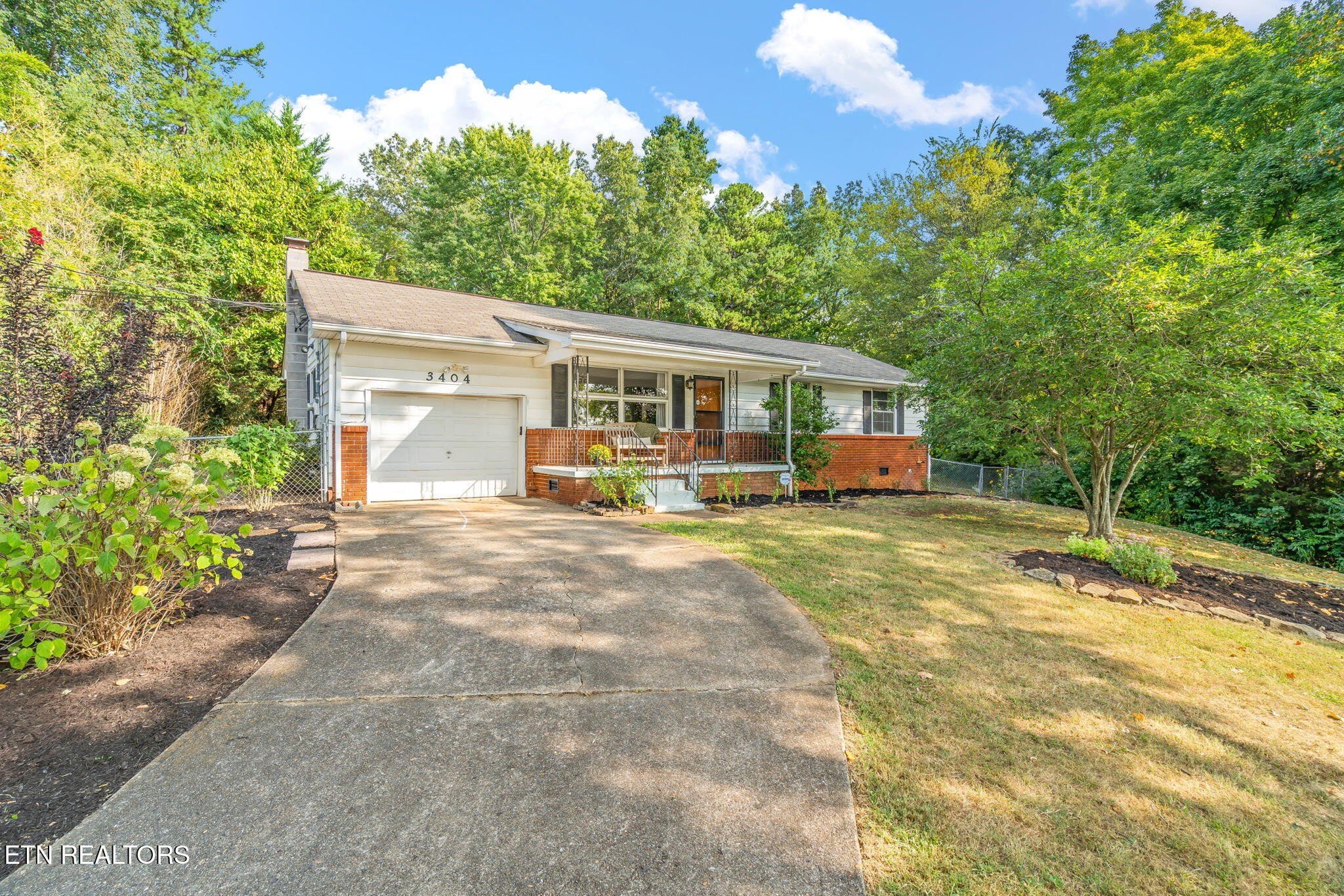 3404 Peachwood Road Knoxville, TN 37921 - Photo 1 of 34 Gallery Image 1