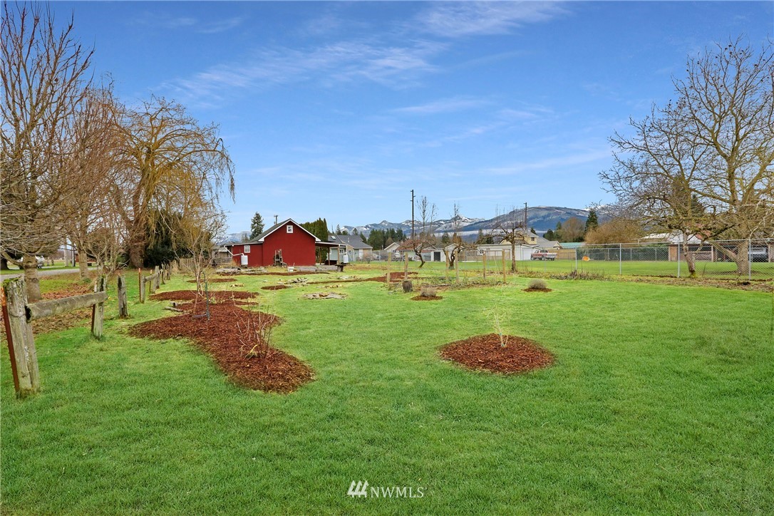 9220 Fruitdale Road Sedro-Woolley, WA 98284 - Photo 39 of 40 Gallery Image 39