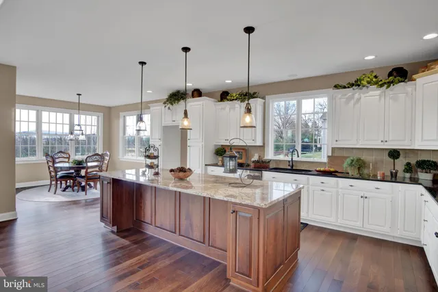 $824,000 | 315 Pennington Drive, Mechanicsburg, PA 17055