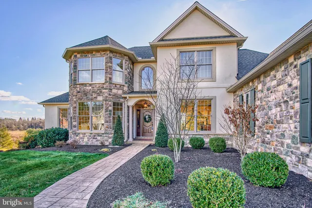 $824,000 | 315 Pennington Drive, Mechanicsburg, PA 17055