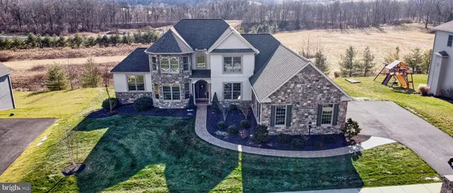 $824,000 | 315 Pennington Drive, Mechanicsburg, PA 17055
